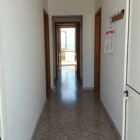 Appartement 37 Via Pola Lido Marini